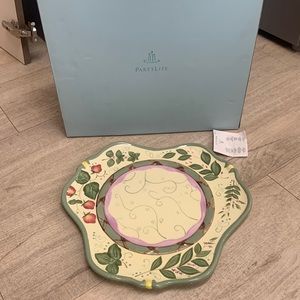 Partylite platter Strawberry Fields . NWT vintage never used. Papers and boxed.